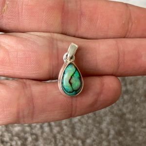 Opal pendant